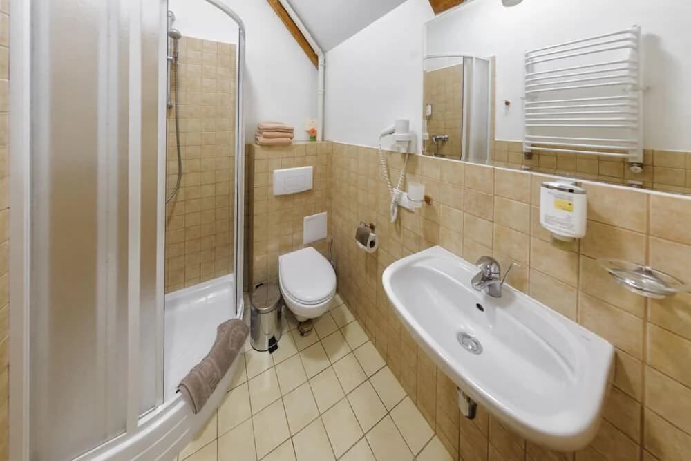 Bathroom amenities