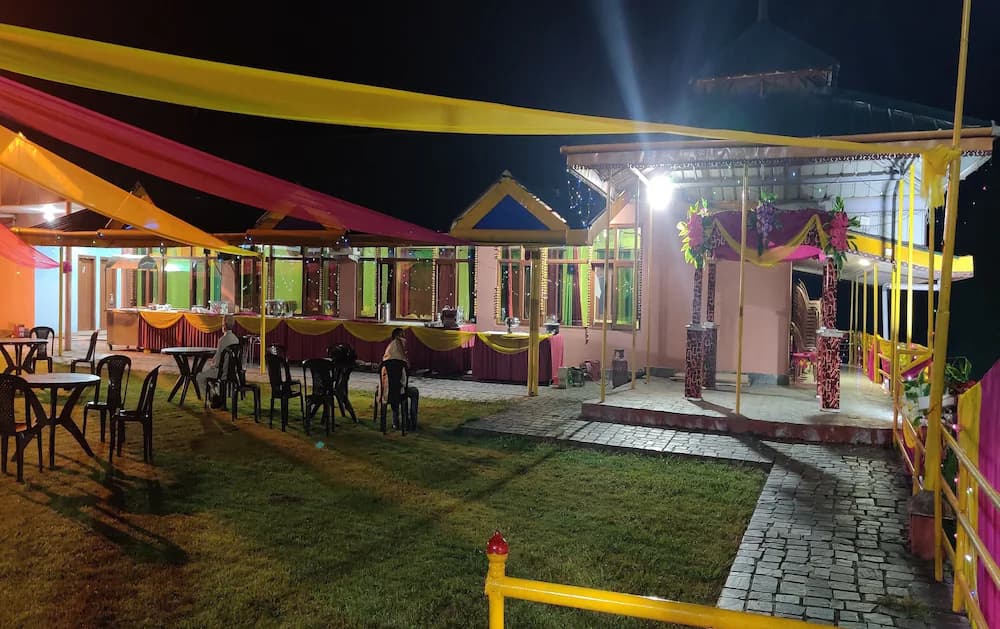 Banquet hall