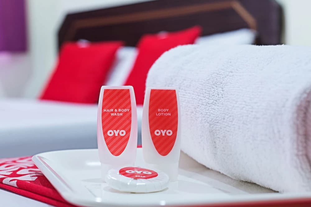 Bathroom amenities