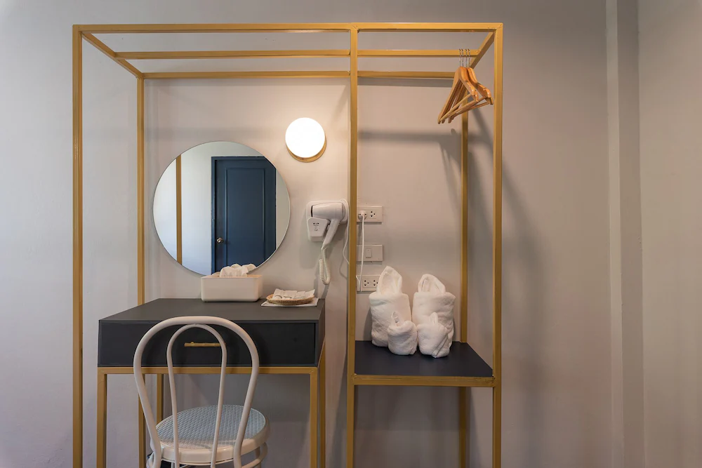 Room amenity