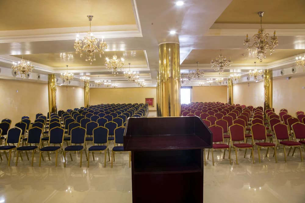 Banquet hall