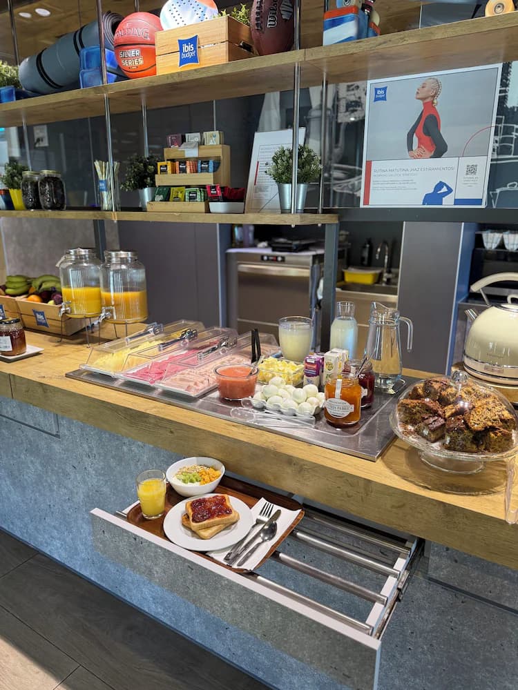 Breakfast buffet