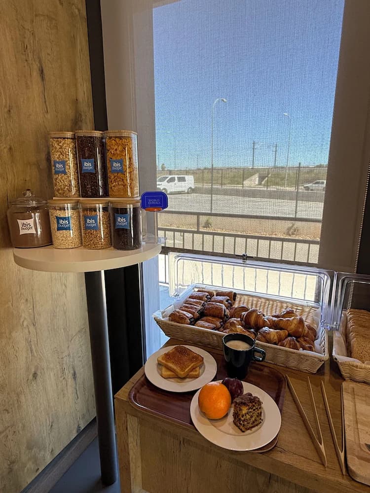 Breakfast buffet