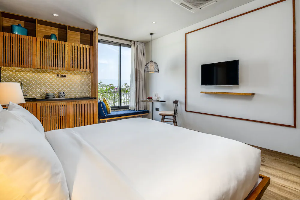 Private kitchenette