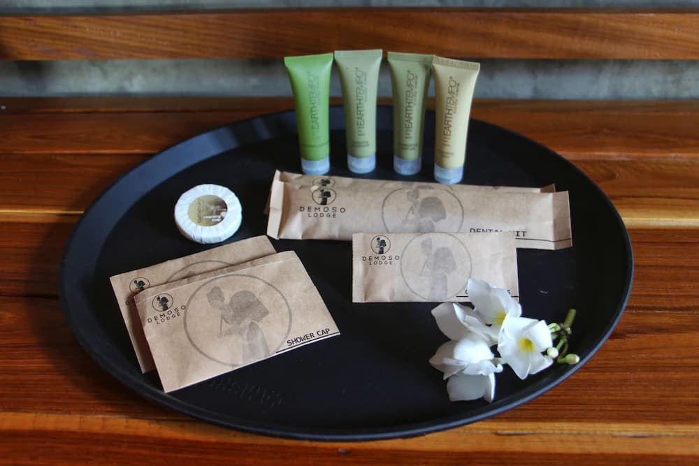 Bathroom amenities