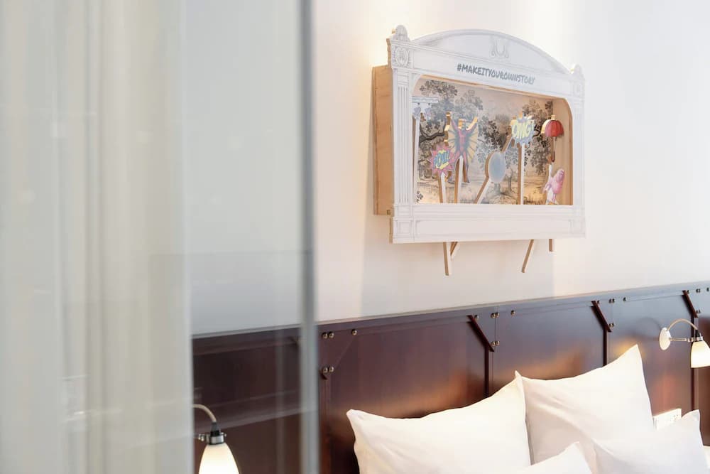 Room amenity