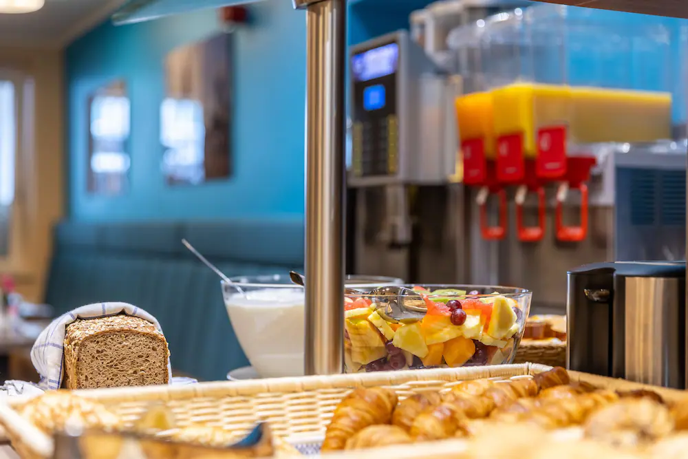 Breakfast buffet