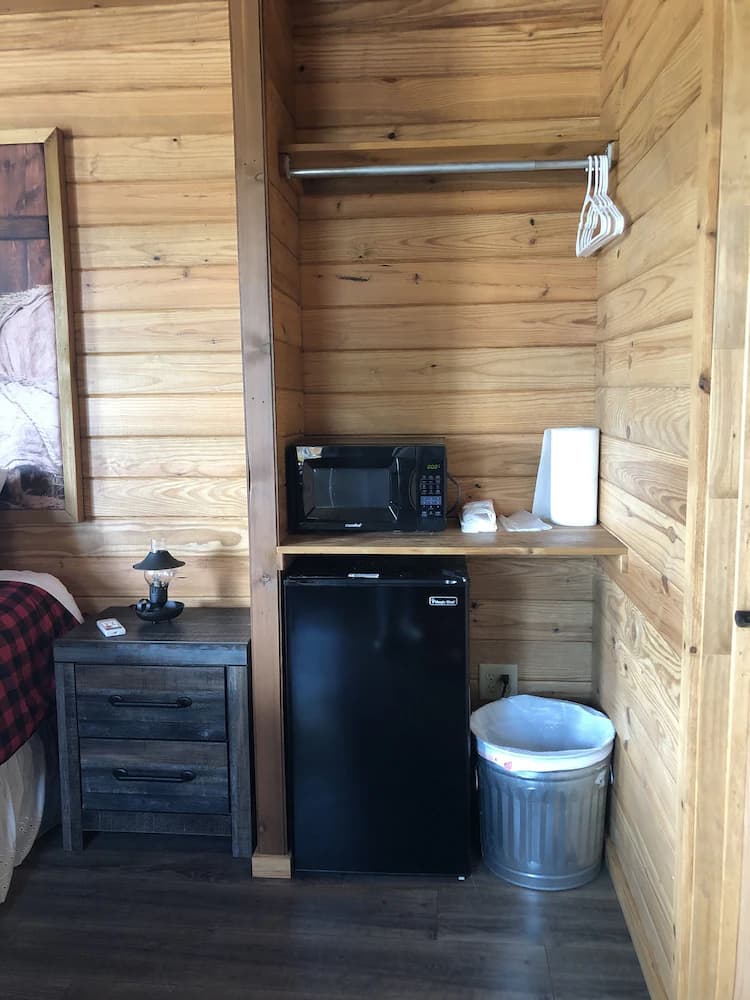 Mini-refrigerator