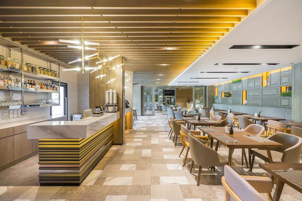 Breakfast area