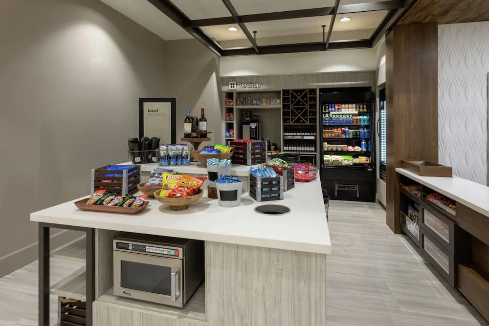 Snack bar