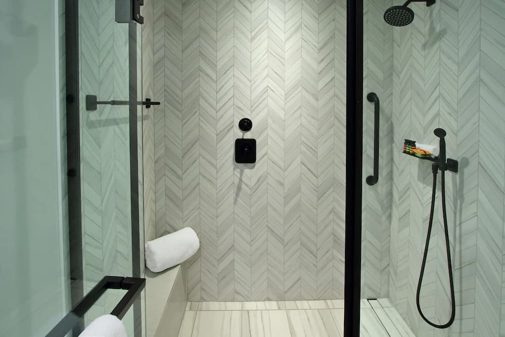 Bathroom shower