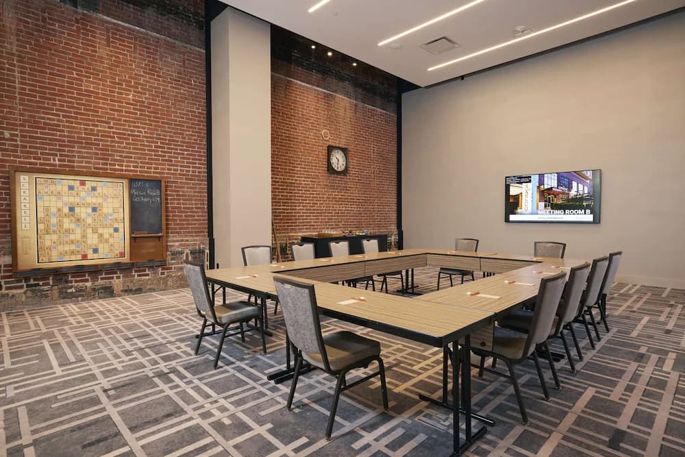 Meeting facility