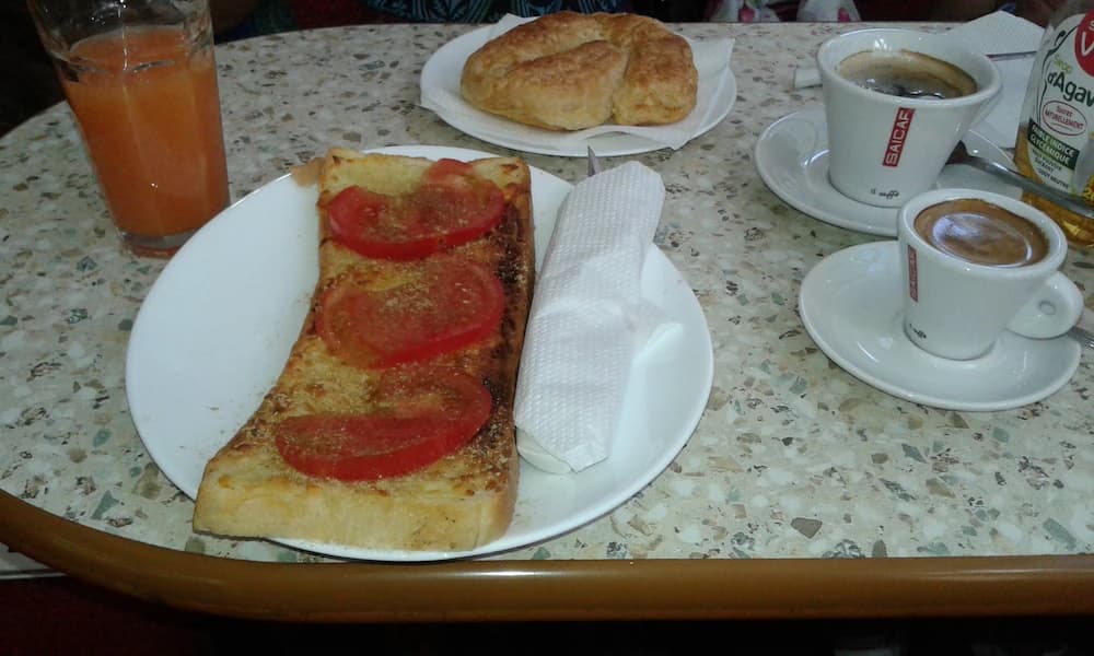 Breakfast meal