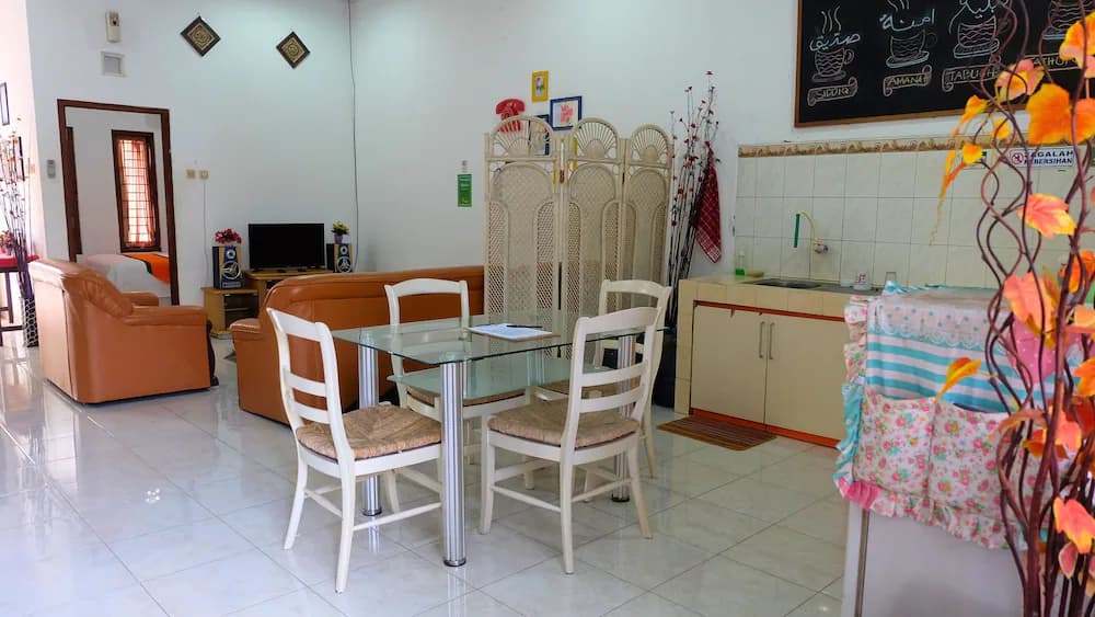 In-room dining