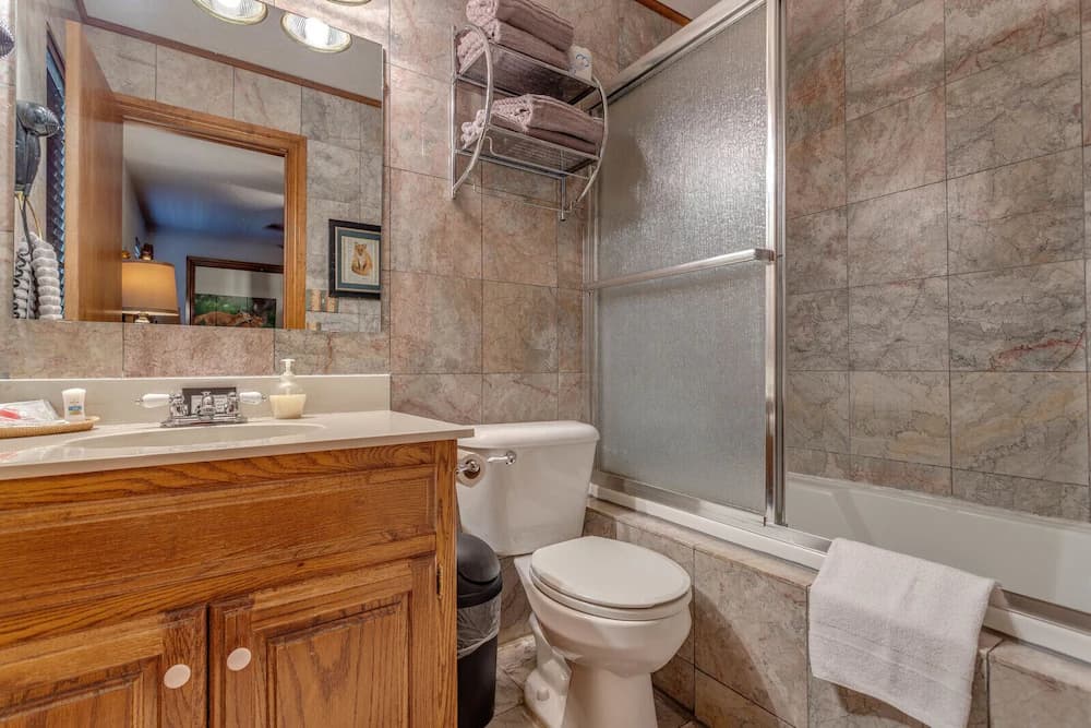 Jetted tub