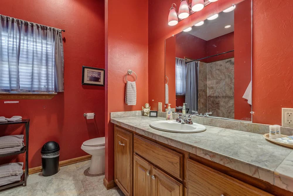 Bathroom sink
