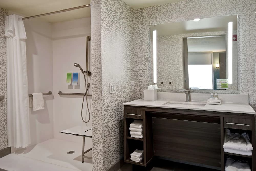 Bathroom shower