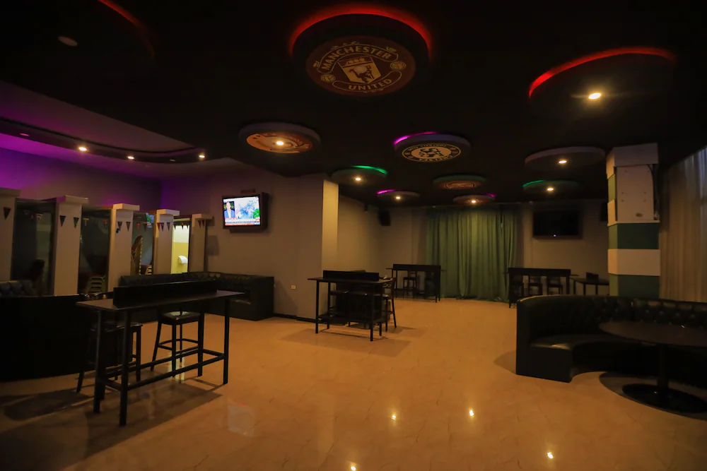 Sports bar
