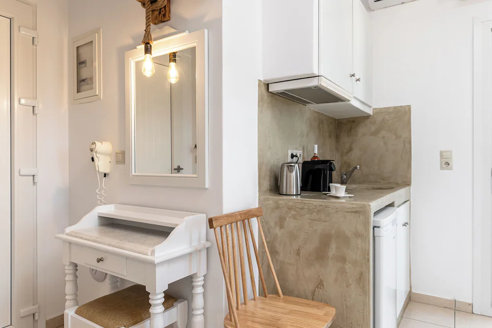 Private kitchenette