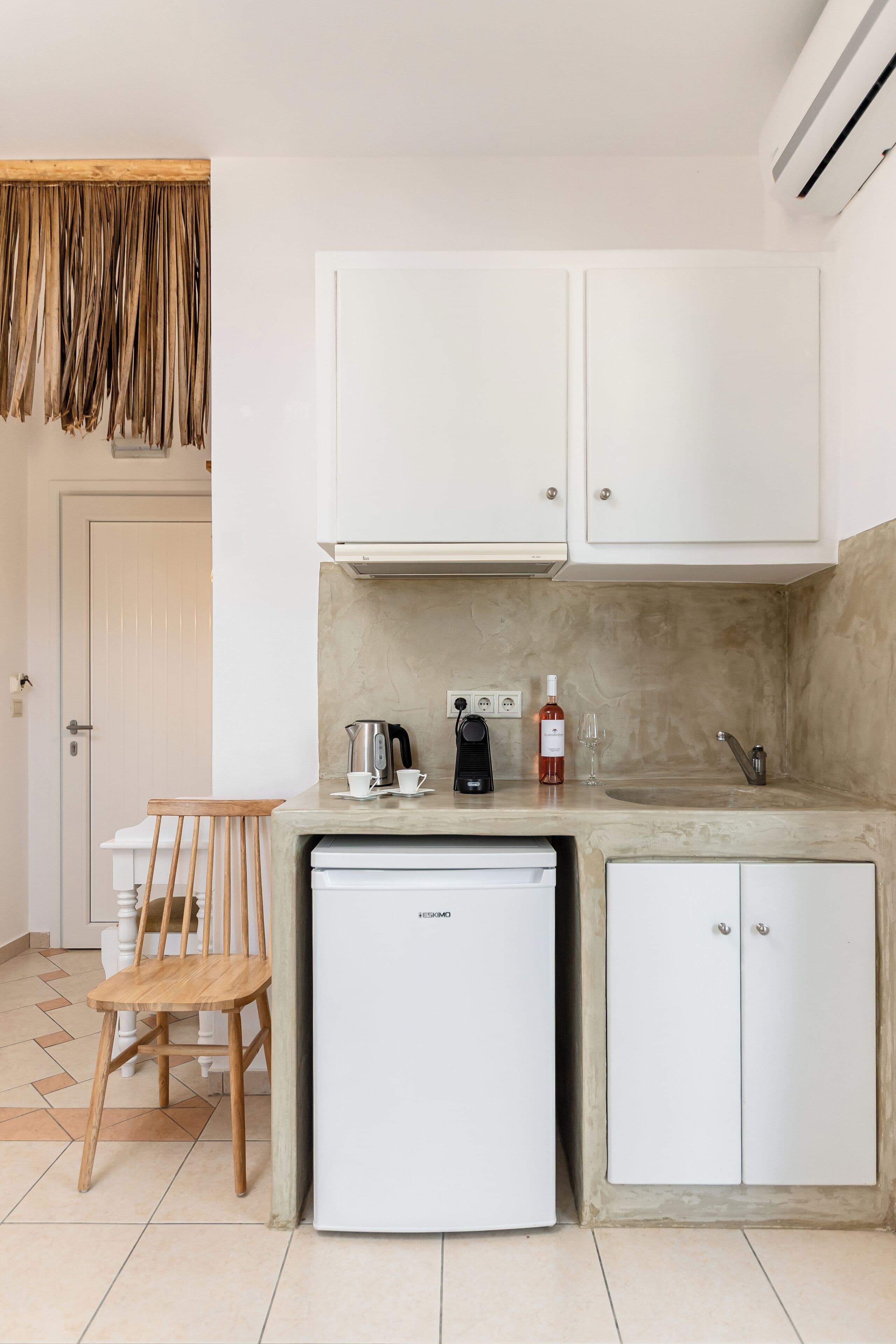 Private kitchenette