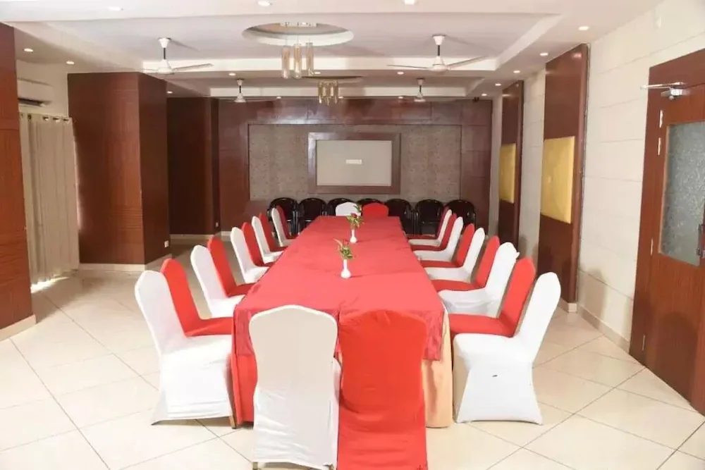 Meeting facility