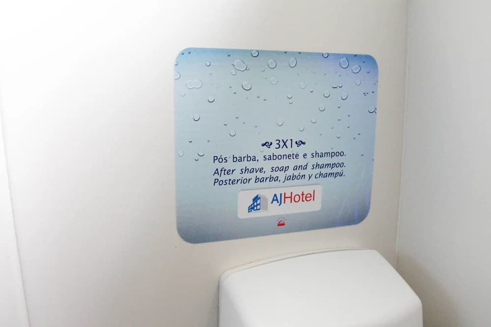 Bathroom amenities