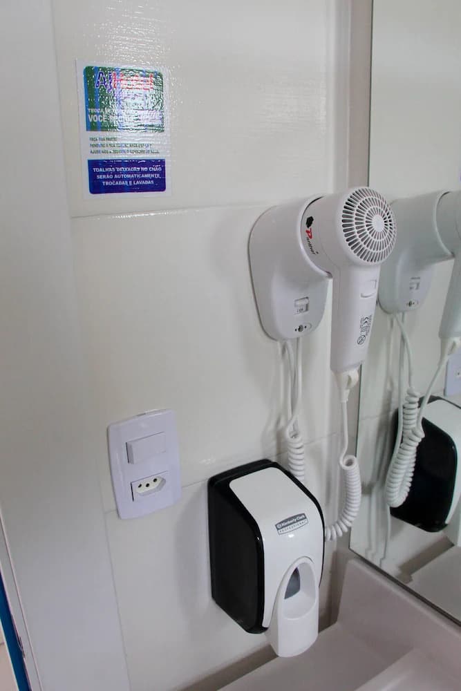 Bathroom amenities