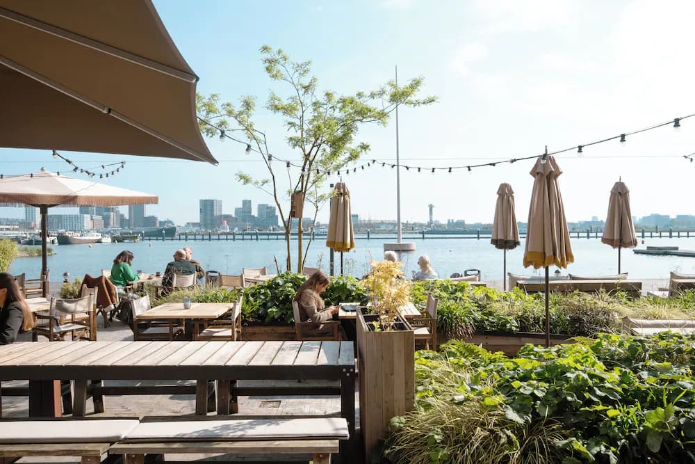 Sundeck