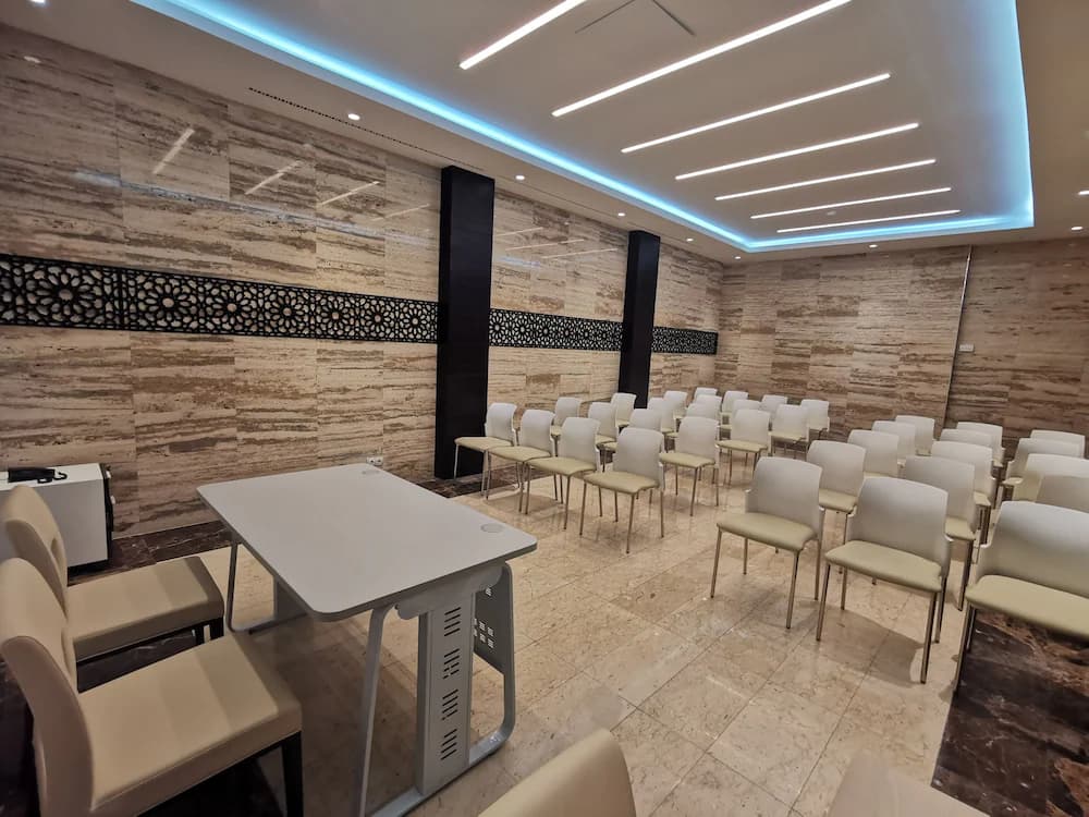 Meeting facility