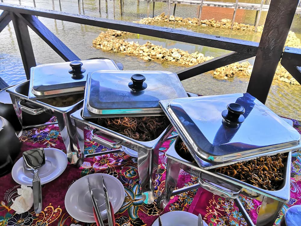Breakfast buffet