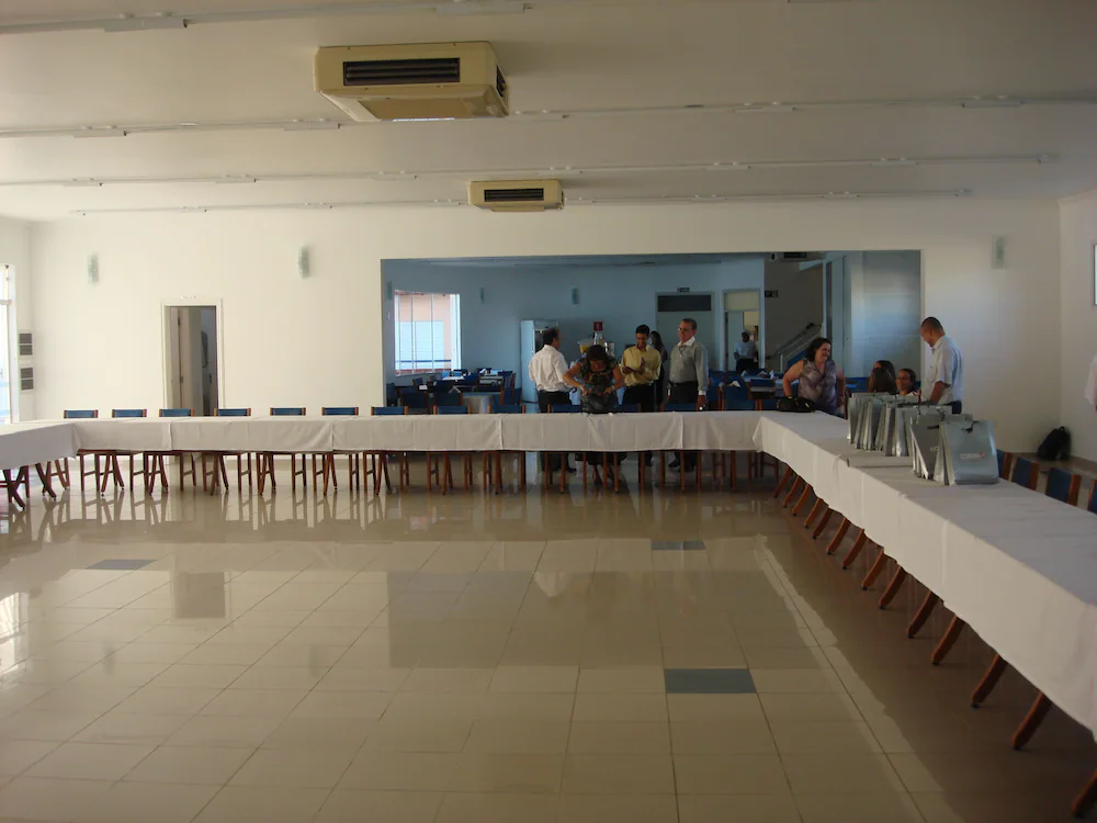 Meeting facility