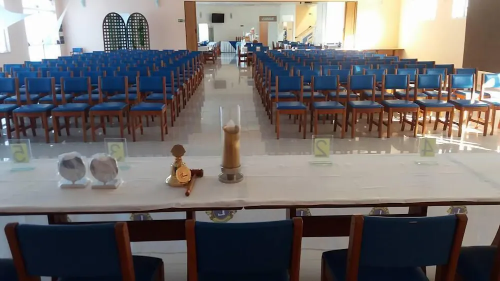 Meeting facility