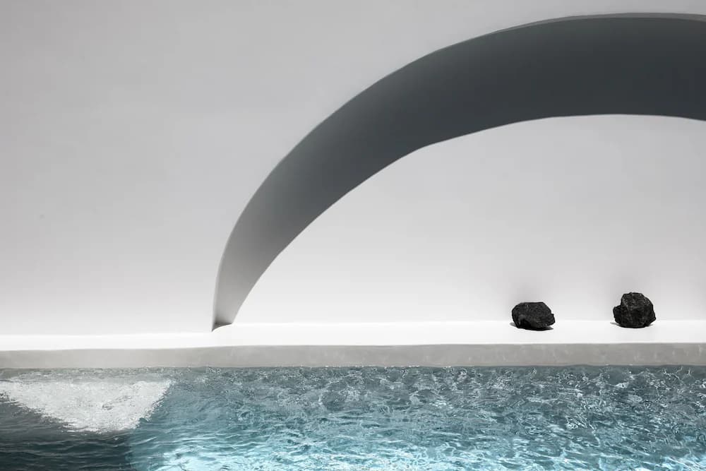 Private pool