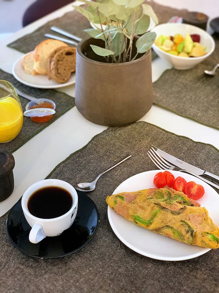 Breakfast meal