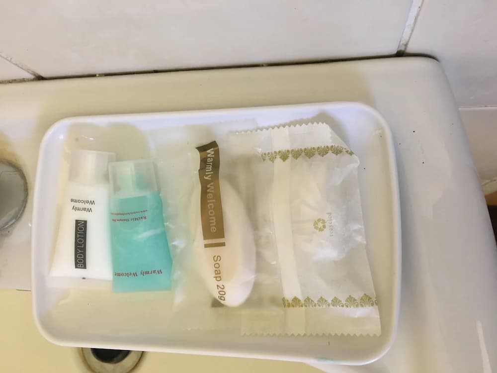 Bathroom amenities