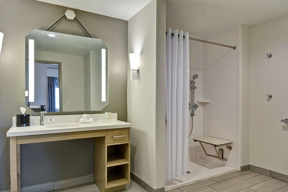 Bathroom shower