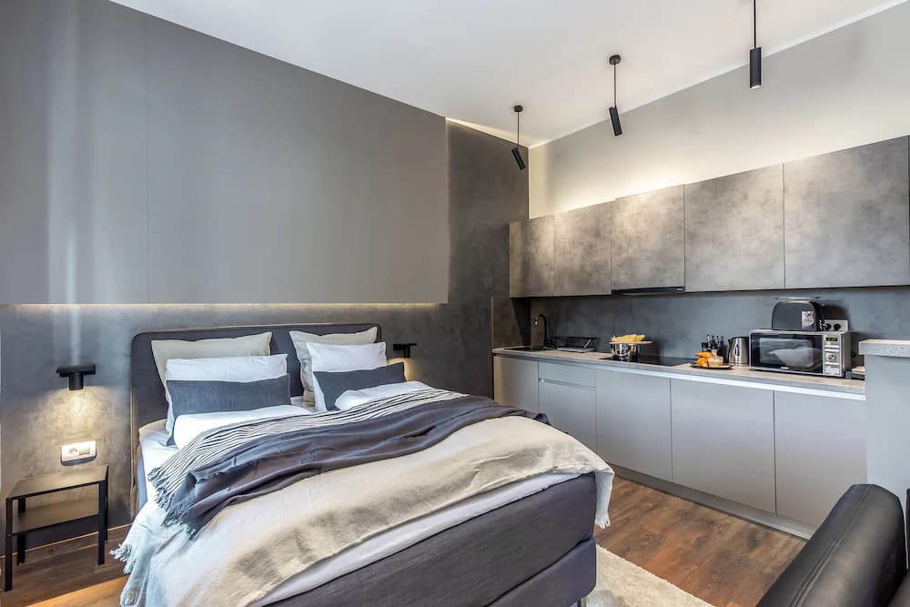 Private kitchenette