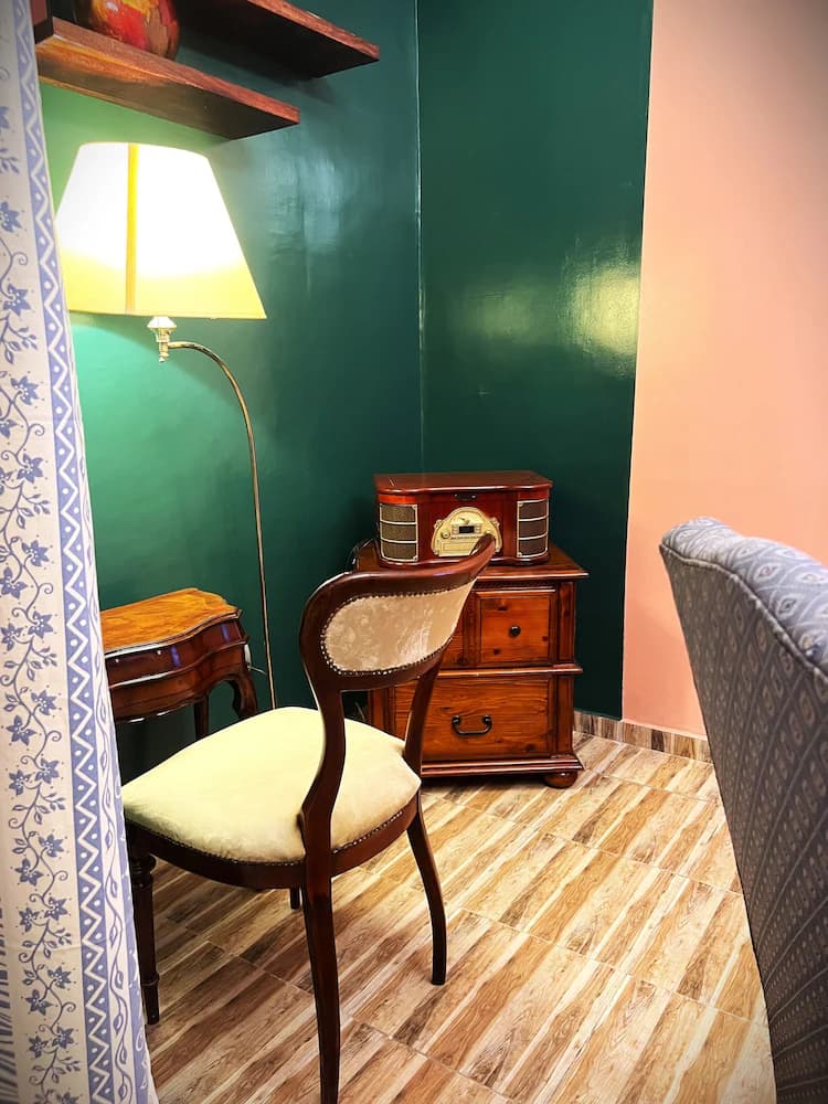 Room amenity