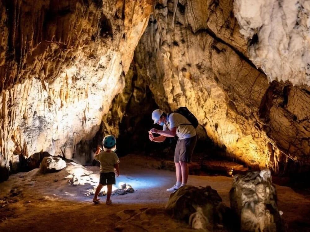 Spelunking/cave exploring