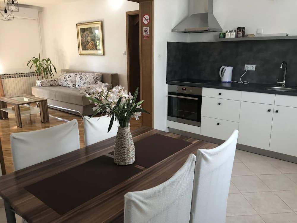 In-room dining
