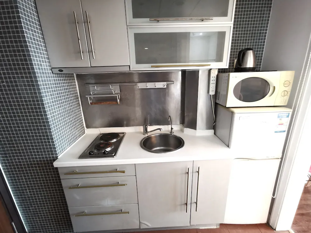Private kitchenette