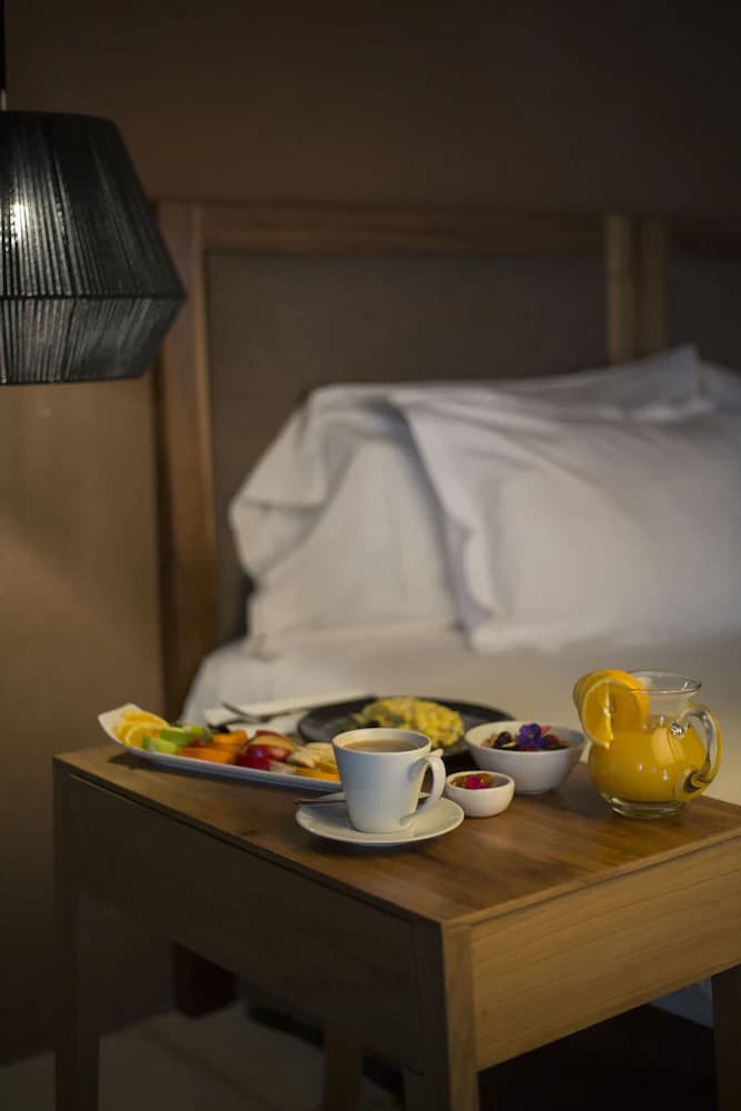 Room service - dining