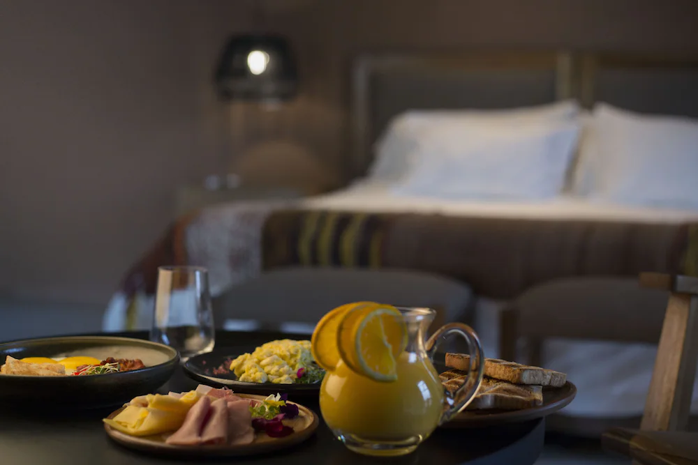 Room service - dining