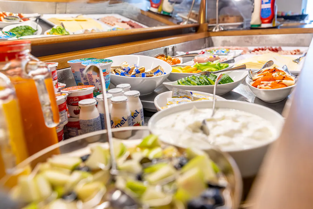 Breakfast buffet