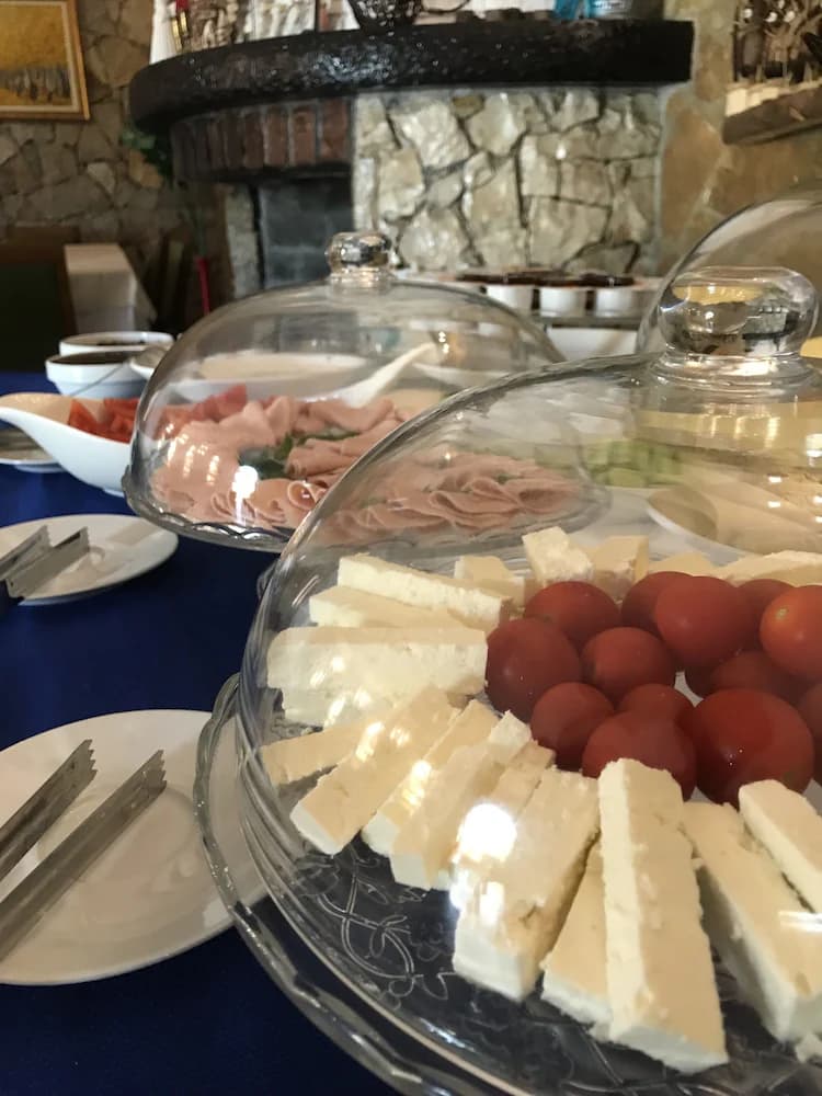 Breakfast buffet