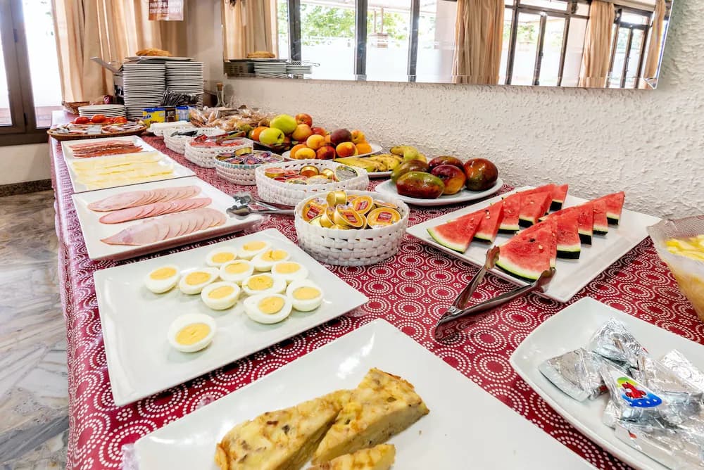 Breakfast buffet