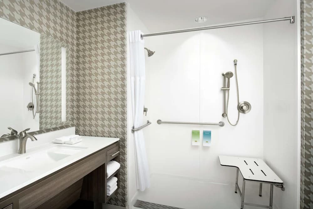 Bathroom shower