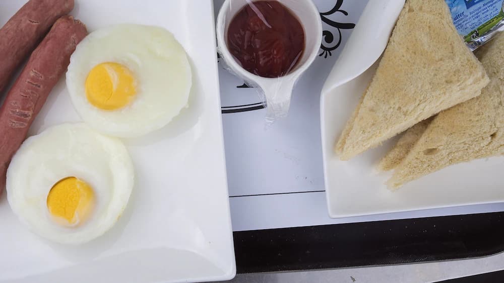 Breakfast meal