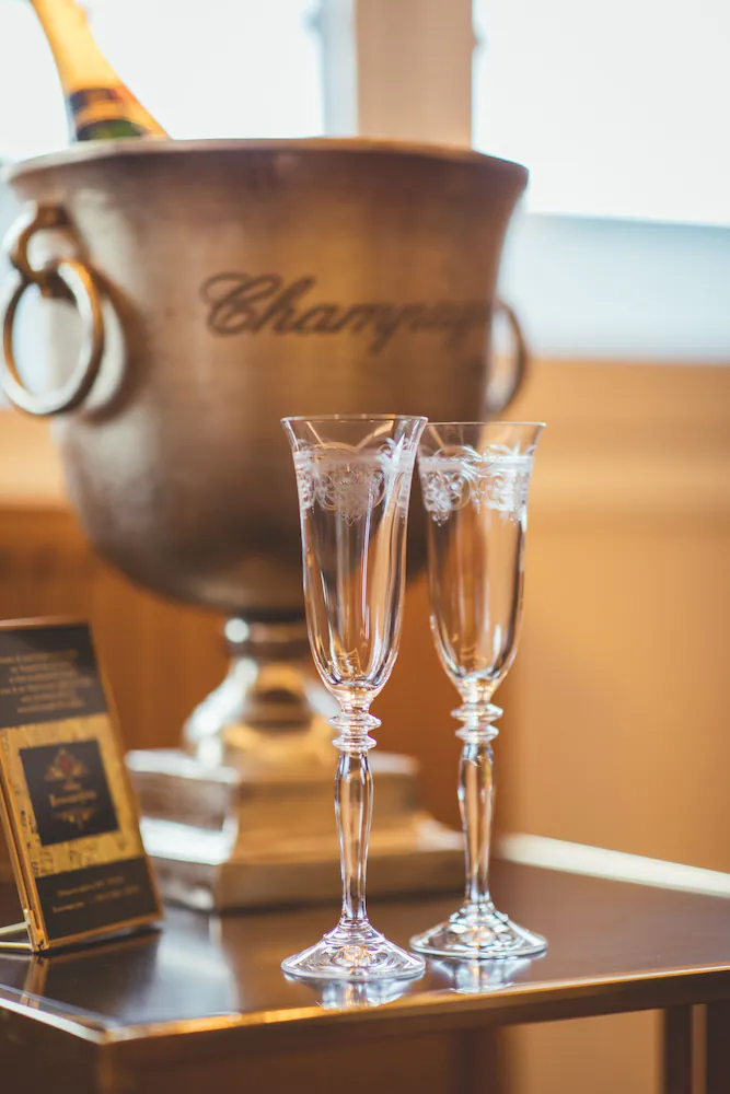 Champagne service