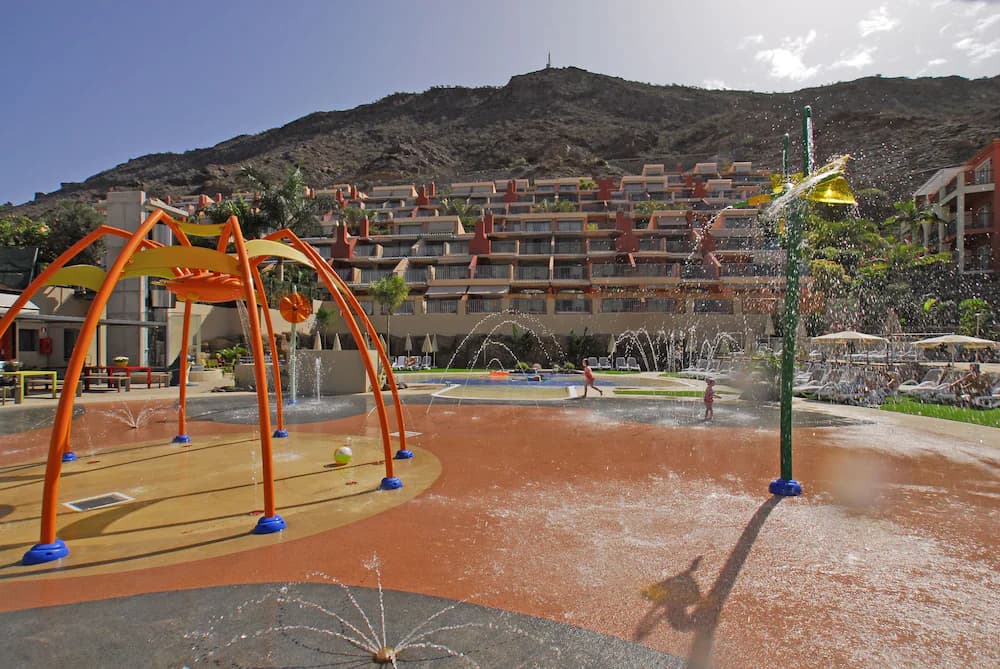 Children's play area - outdoor